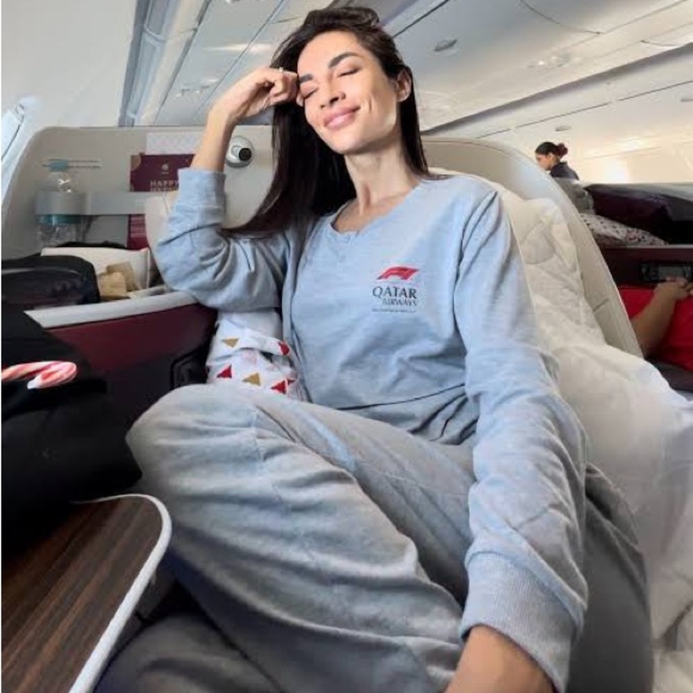 Qatar Airways Lounge Set